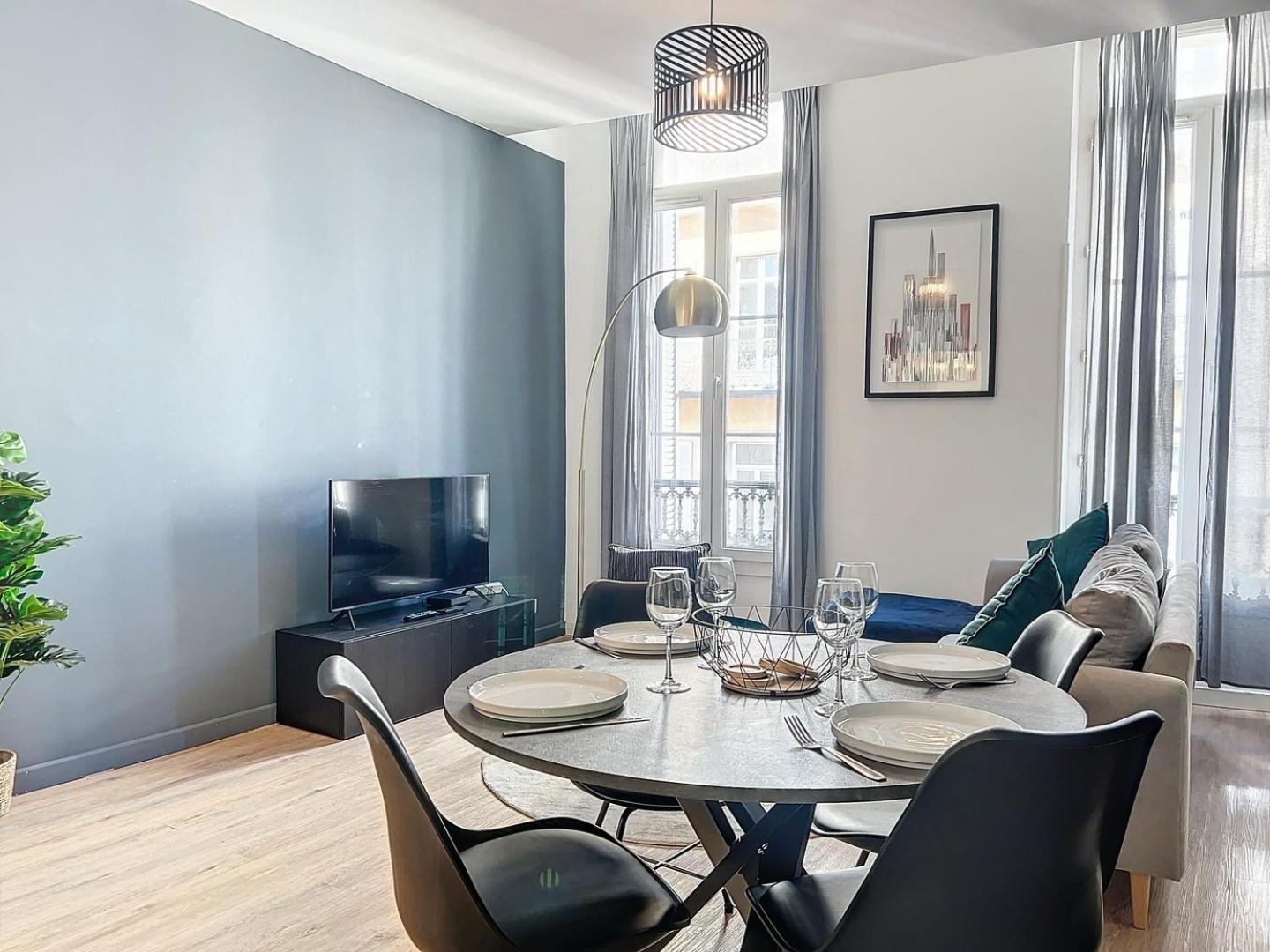 Grand Appartement Central - Trois Chambres - Les Freres De La Loc' Marseille Exterior photo