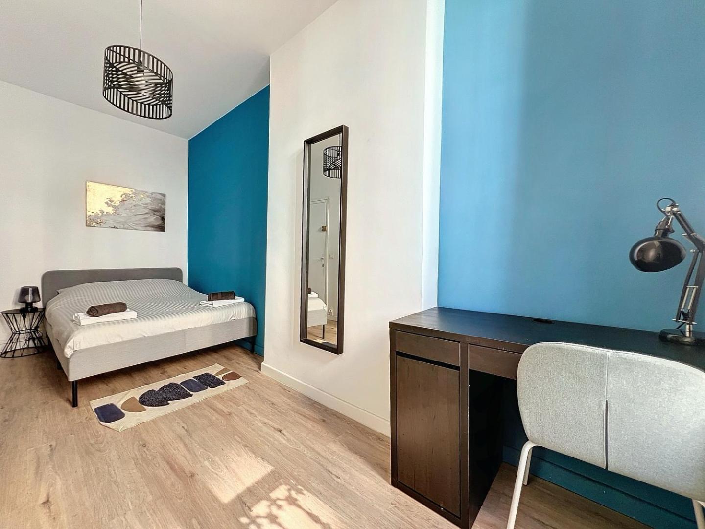 Grand Appartement Central - Trois Chambres - Les Freres De La Loc' Marseille Exterior photo